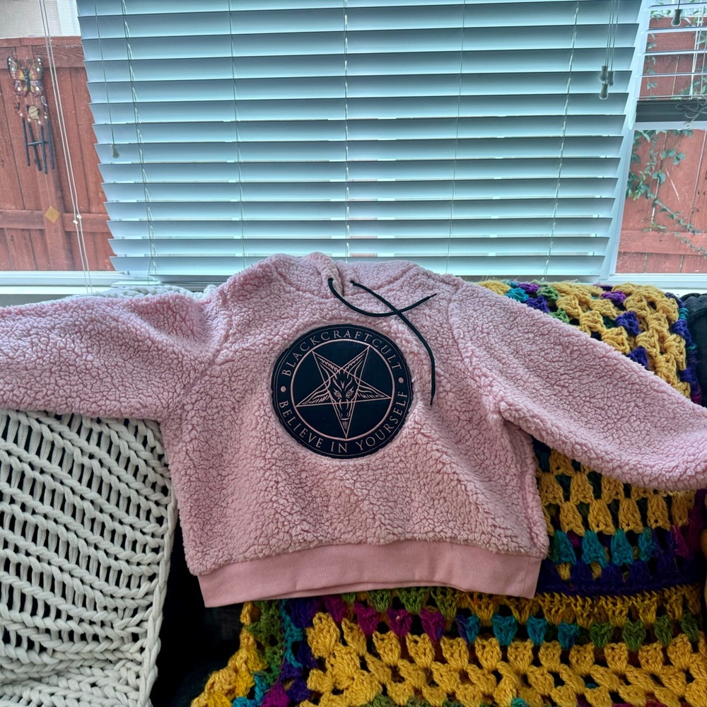 Pink fluffy Sweatshirt / Hoodie - Picture 3 of 7